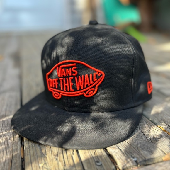 Vans New Era cap 7 1/8 - Picture 1 of 4